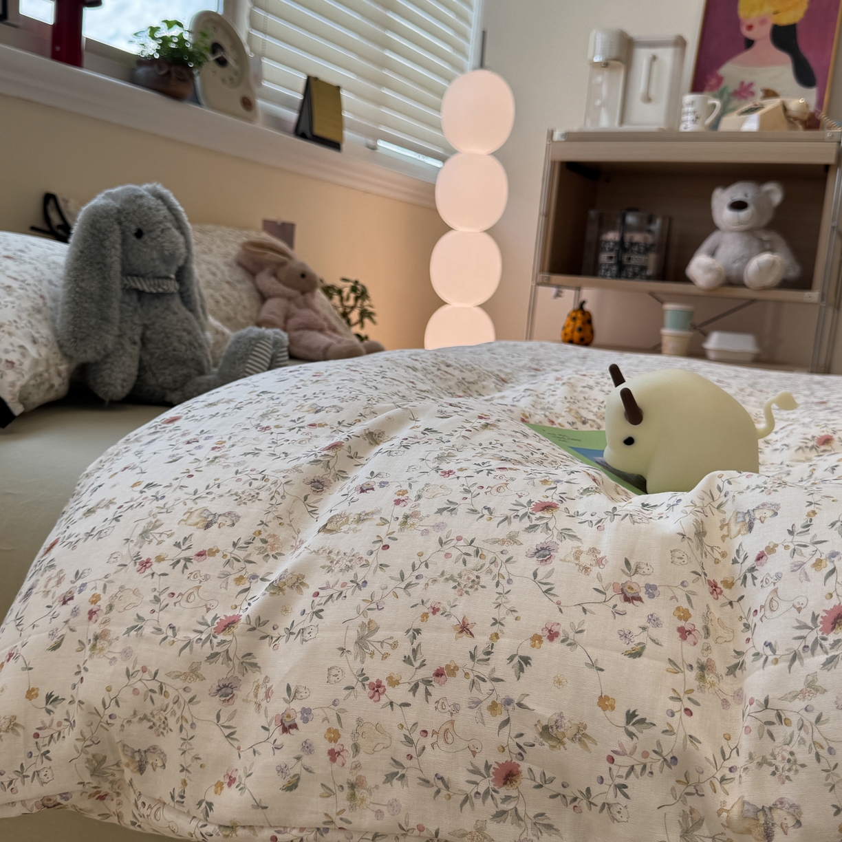 91家纺网 家纺一手货源 找家纺 慕尚家纺 2025新款全棉母婴级双层纱四件套 蝴蝶结绑带款-花丛小鸭