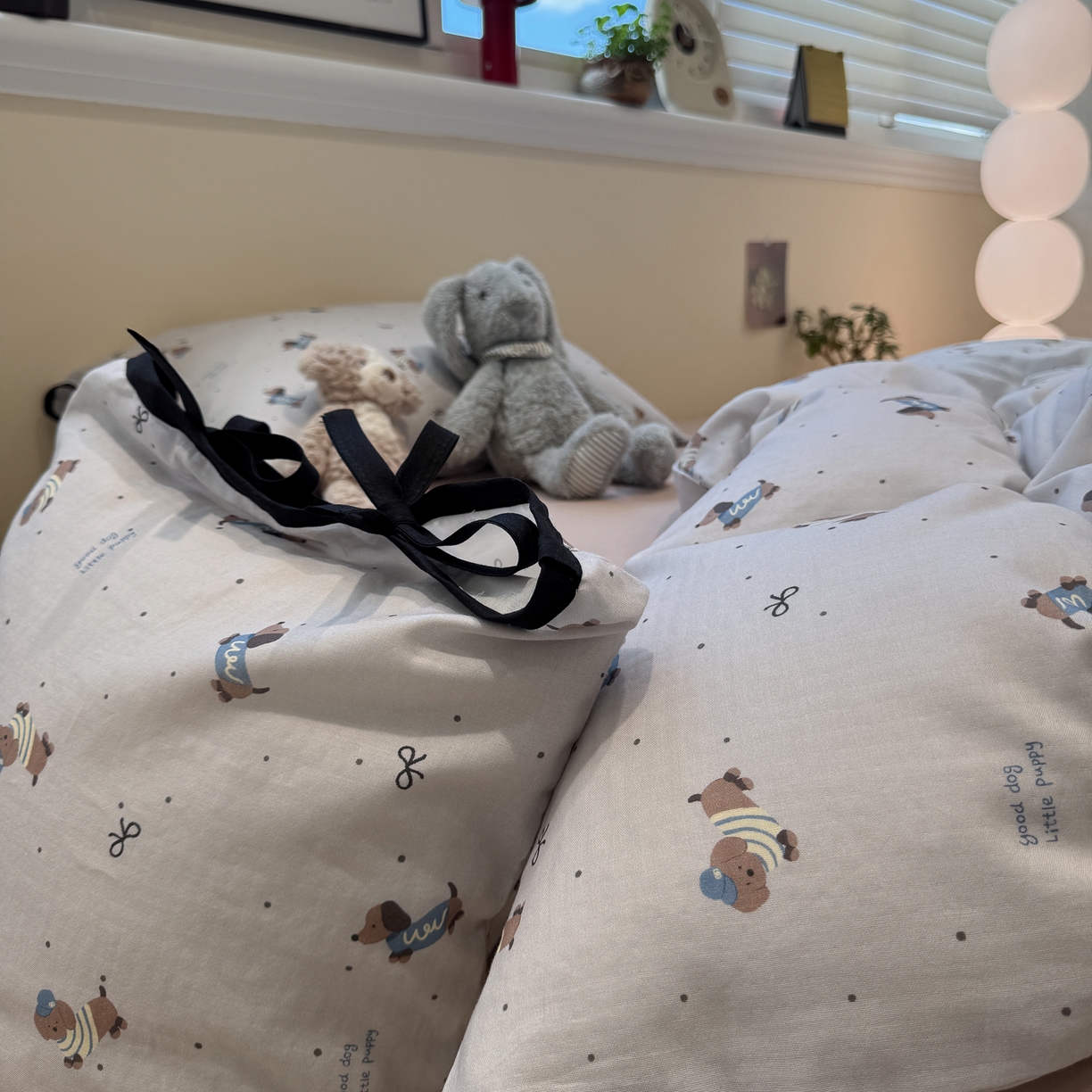 91家纺网 家纺一手货源 找家纺 慕尚家纺 2025新款全棉母婴级双层纱四件套 蝴蝶结绑带款-帽子腊肠