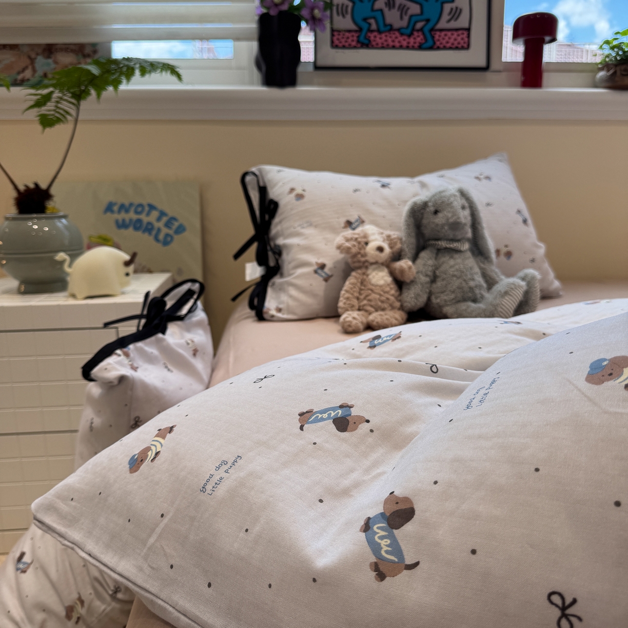 91家纺网 家纺一手货源 找家纺 慕尚家纺 2025新款全棉母婴级双层纱四件套 蝴蝶结绑带款-帽子腊肠