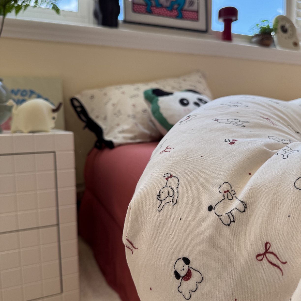 91家纺网 家纺一手货源 找家纺 慕尚家纺 2025新款全棉母婴级双层纱四件套 蝴蝶结绑带款-小狗和羊驼