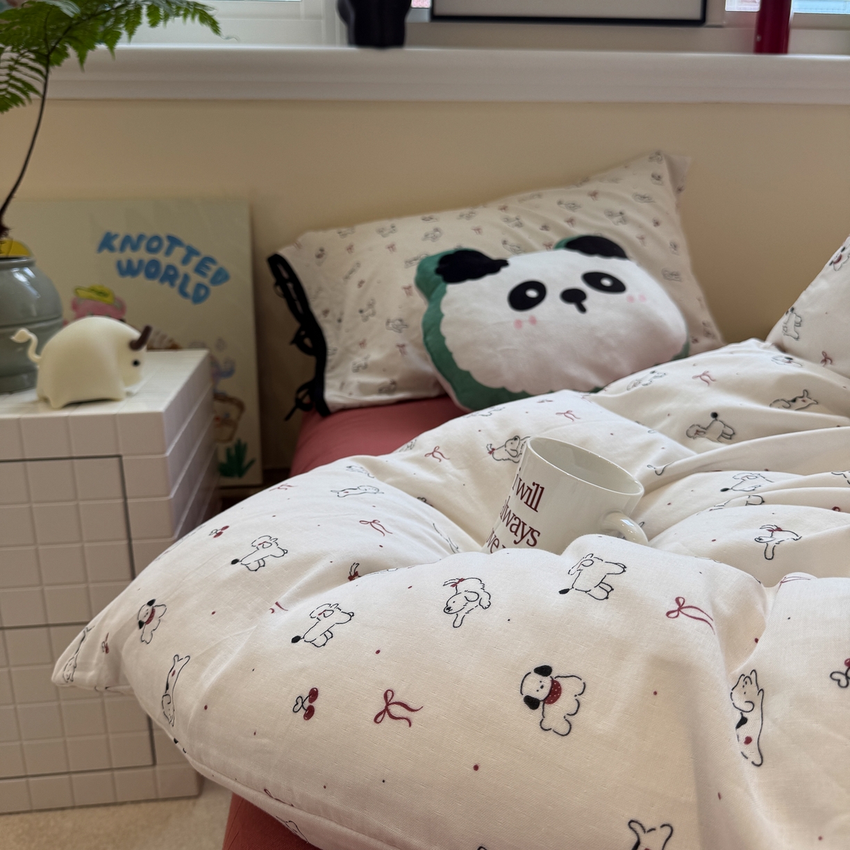 91家纺网 家纺一手货源 找家纺 慕尚家纺 2025新款全棉母婴级双层纱四件套 蝴蝶结绑带款-小狗和羊驼