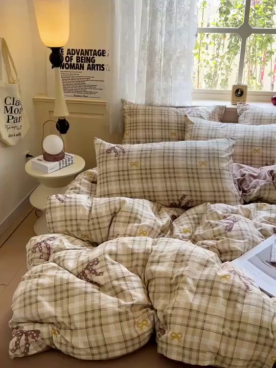 91家纺网 家纺一手货源 找家纺 梦纤绒 2025新款云感木棉皱皱双层纱四件套-简单款 甜心奶泡