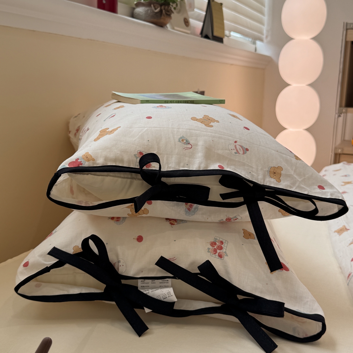 91家纺网 家纺一手货源 找家纺 慕尚家纺 2025新款全棉母婴级双层纱四件套 蝴蝶结绑带款-小熊蛋糕