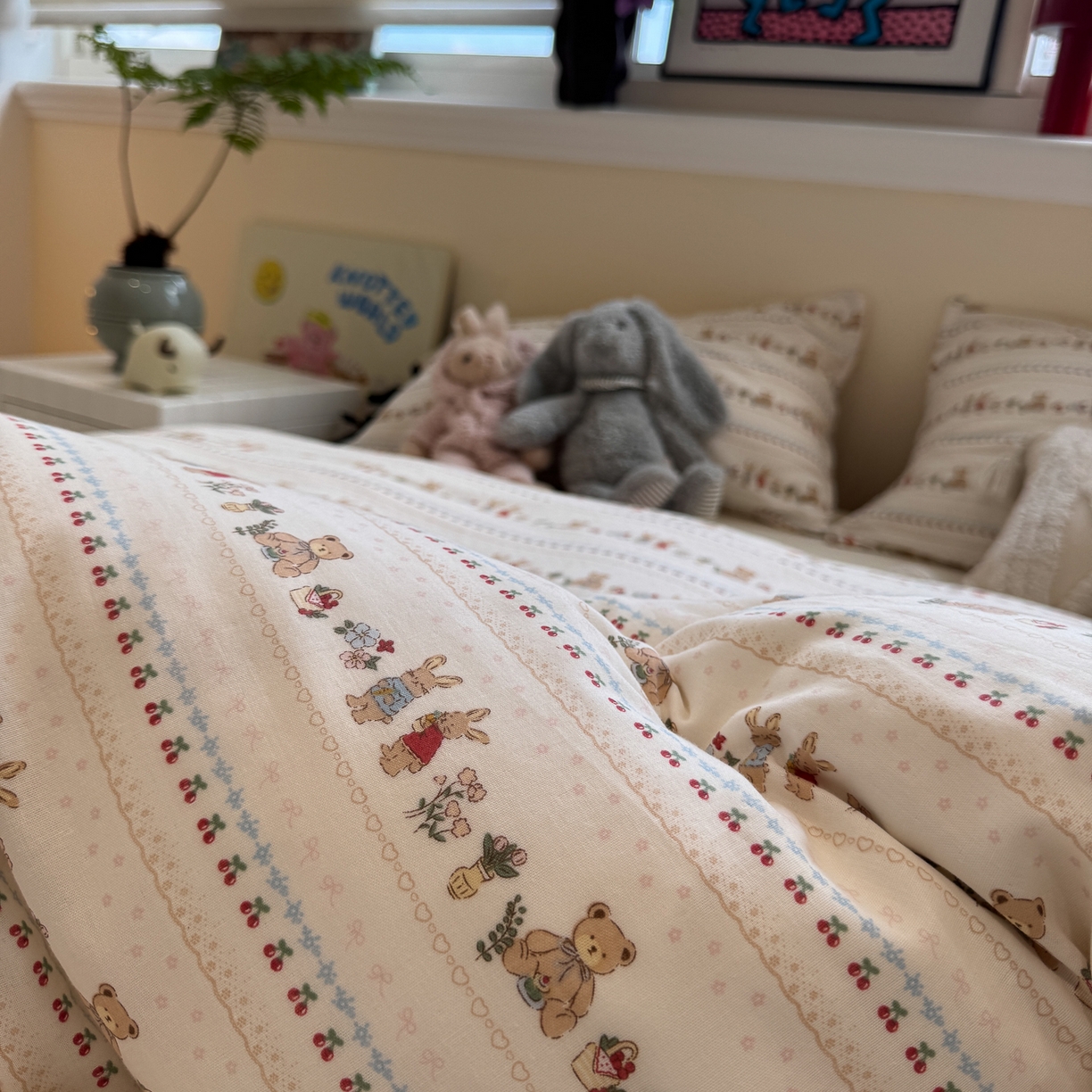 91家纺网 家纺一手货源 找家纺 慕尚家纺 2025新款全棉母婴级双层纱四件套 蝴蝶结绑带款-小熊和兔子