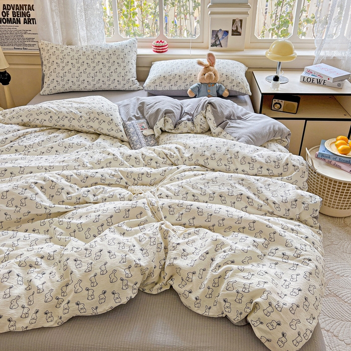 91家纺网 家纺一手货源 找家纺 梦纤绒 2025新款云感木棉皱皱双层纱四件套-简单款 小黑兔