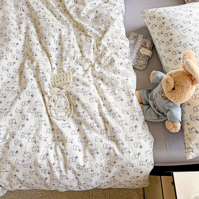 91家纺网 家纺一手货源 找家纺 梦纤绒 2025新款云感木棉皱皱双层纱四件套-简单款 小黑兔