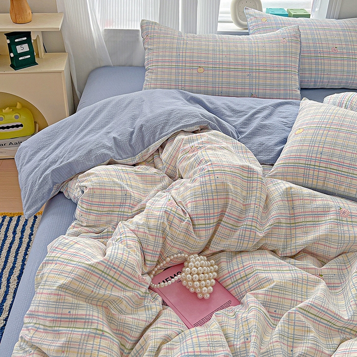 91家纺网 家纺一手货源 找家纺 梦纤绒 2025新款云感木棉皱皱双层纱四件套-简单款 小蓝格