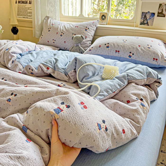 91家纺网 家纺一手货源 找家纺 梦纤绒 2025新款云感木棉皱皱双层纱四件套-简单款 小萌狗兰