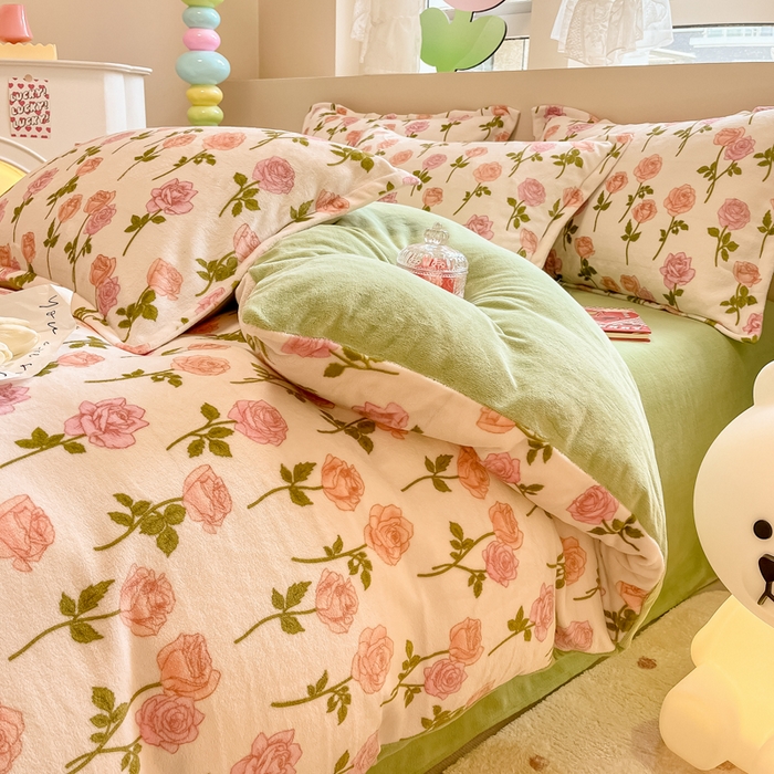 91家纺网 家纺一手货源 找家纺 （总）眠博士 2025新款烂花牛奶绒印花牛奶绒加厚保暖简单款四件套