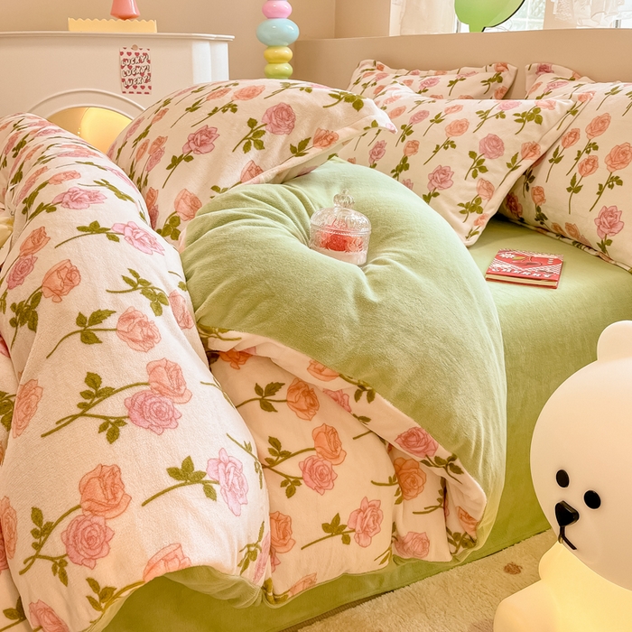 91家纺网 家纺一手货源 找家纺 （总）眠博士 2025新款烂花牛奶绒印花牛奶绒加厚保暖简单款四件套