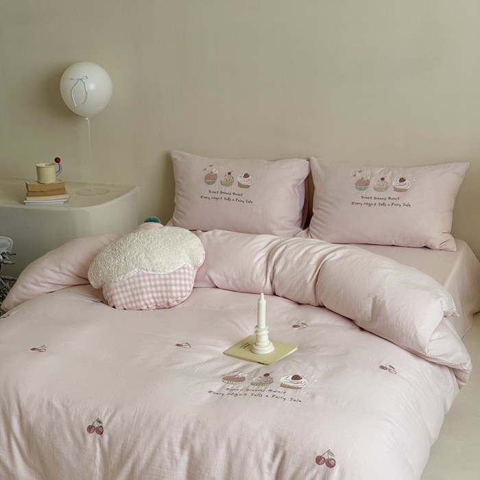 91家纺网 家纺一手货源 找家纺 （总）鹿班家居 2025新款全棉纯棉皱皱纱精密刺绣系列四件套-香草甜铺（标准会员-20元）