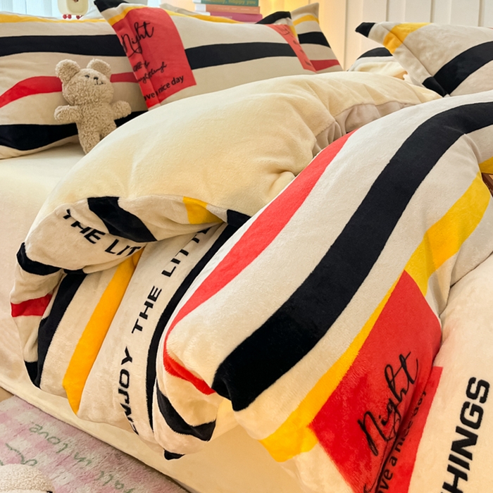 91家纺网 家纺一手货源 找家纺 （总）眠博士 2025新款烂花牛奶绒印花牛奶绒加厚保暖简单款四件套