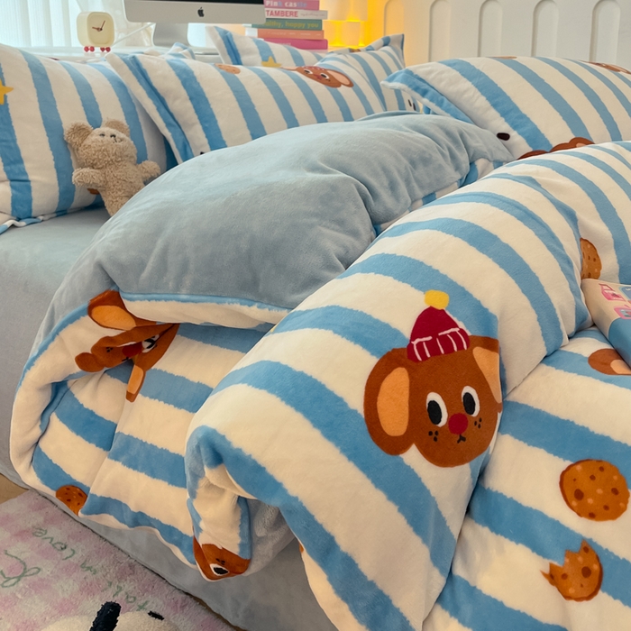 91家纺网 家纺一手货源 找家纺 眠博士 2025新款烂花牛奶绒印花牛奶绒加厚保暖简单款四件套 简单款-饼干狗狗