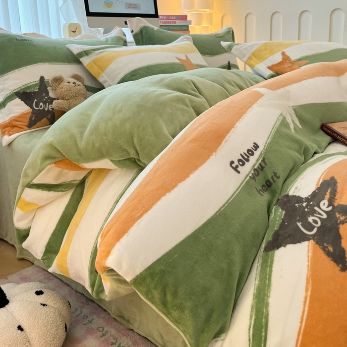 91家纺网 家纺一手货源 找家纺 眠博士 2025新款烂花牛奶绒印花牛奶绒加厚保暖简单款四件套 简单款-灿若繁星