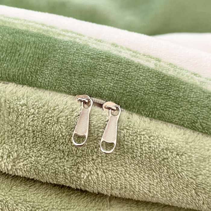 91家纺网 家纺一手货源 找家纺 眠博士 2025新款烂花牛奶绒印花牛奶绒加厚保暖简单款四件套 简单款-灿若繁星