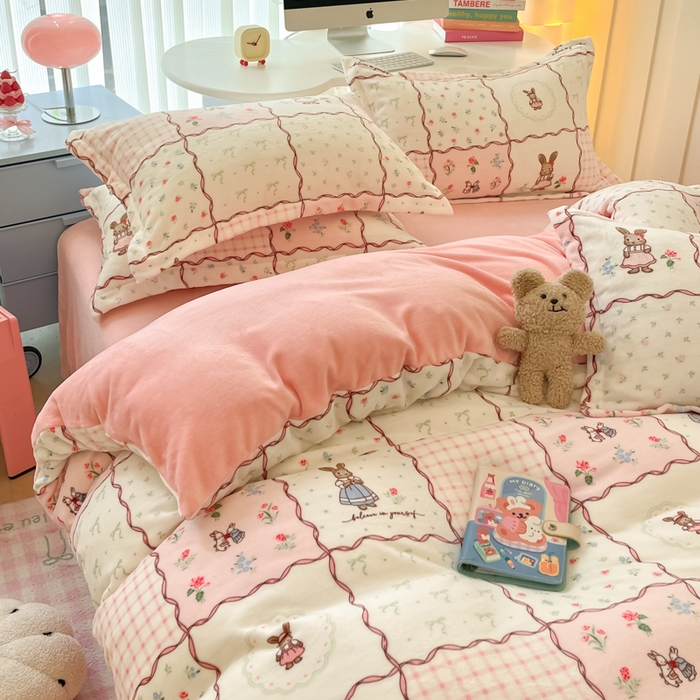 91家纺网 家纺一手货源 找家纺 眠博士 2025新款烂花牛奶绒印花牛奶绒加厚保暖简单款四件套 简单款-方格兔