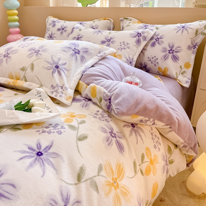 91家纺网 家纺一手货源 找家纺 眠博士 2025新款烂花牛奶绒印花牛奶绒加厚保暖简单款四件套 简单款-花溪紫