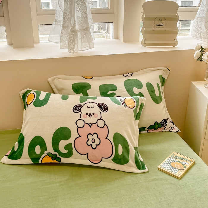 91家纺网 家纺一手货源 找家纺 眠博士 2025新款烂花牛奶绒印花牛奶绒加厚保暖简单款四件套 简单款-快乐汪汪