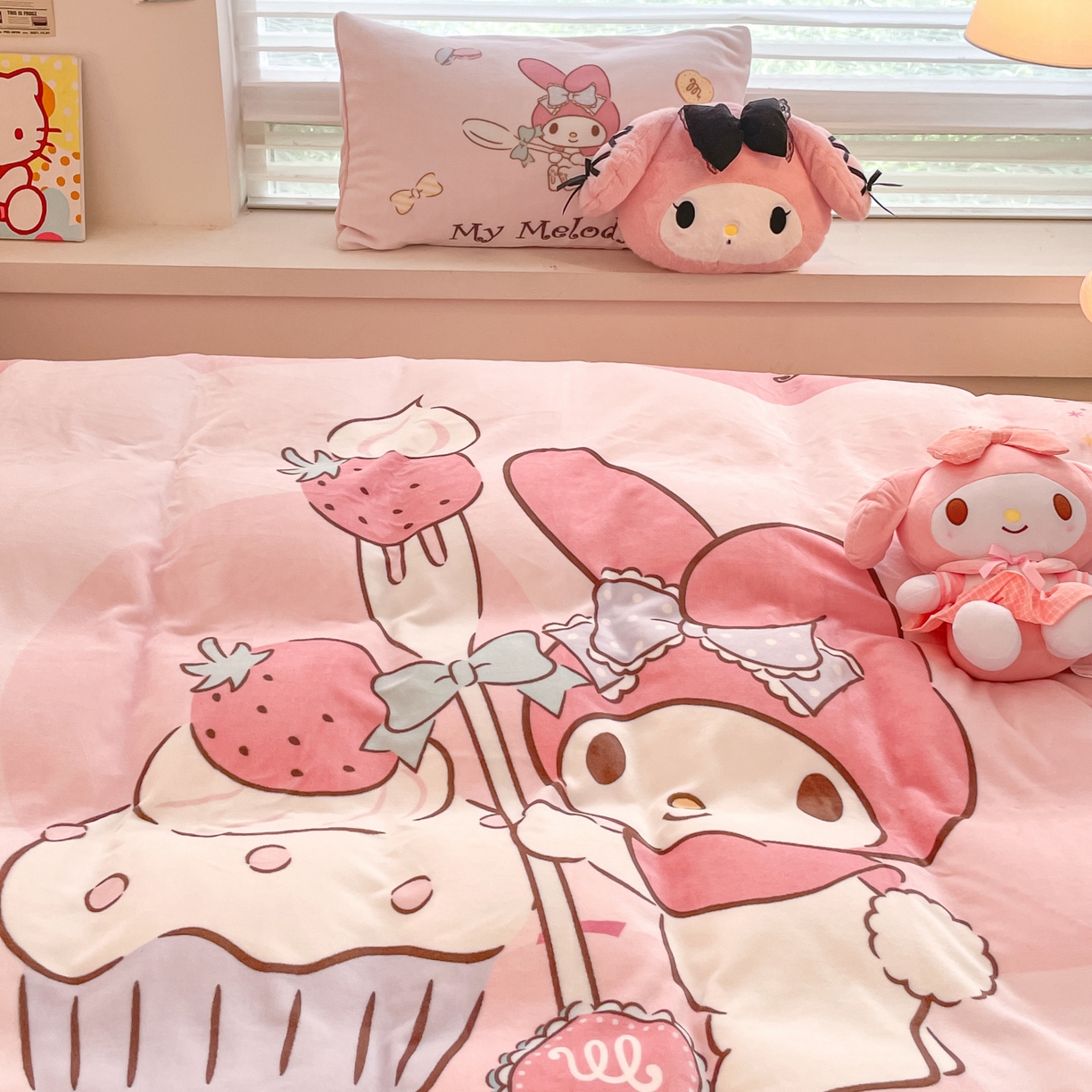 91家纺网 家纺一手货源 找家纺 暮思家居 2025新款正版授权三丽鸥大阪数码印花高克重加厚保暖牛奶绒四件套 绒大阪-蛋糕美乐蒂