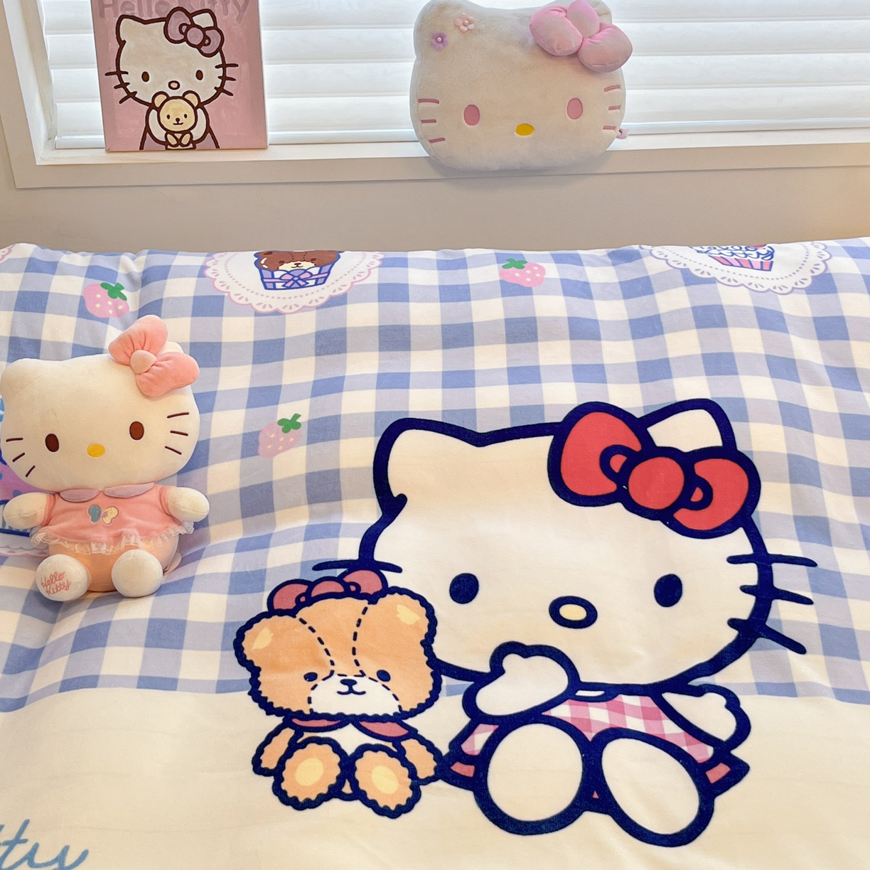 91家纺网 家纺一手货源 找家纺 暮思家居 2025新款正版授权三丽鸥大阪数码印花高克重加厚保暖牛奶绒四件套 绒大阪-格子KT