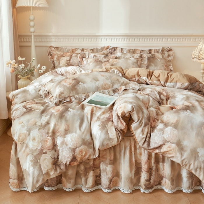 91家纺网 家纺一手货源 找家纺 缦彩 2025新款100%全棉A类数码印花床裙遮丑花边床单床罩四件套 葵樱-红