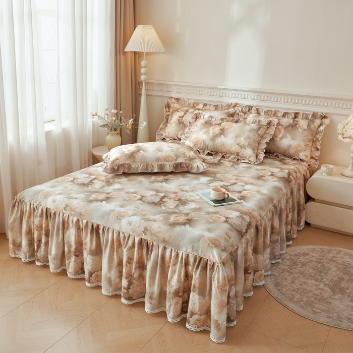 91家纺网 家纺一手货源 找家纺 缦彩 2025新款100%全棉A类数码印花床裙遮丑花边床单床罩四件套 葵樱-红