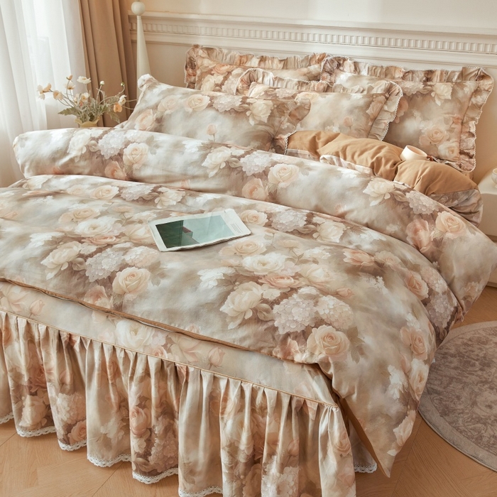 91家纺网 家纺一手货源 找家纺 缦彩 2025新款100%全棉A类数码印花床裙遮丑花边床单床罩四件套 葵樱-红