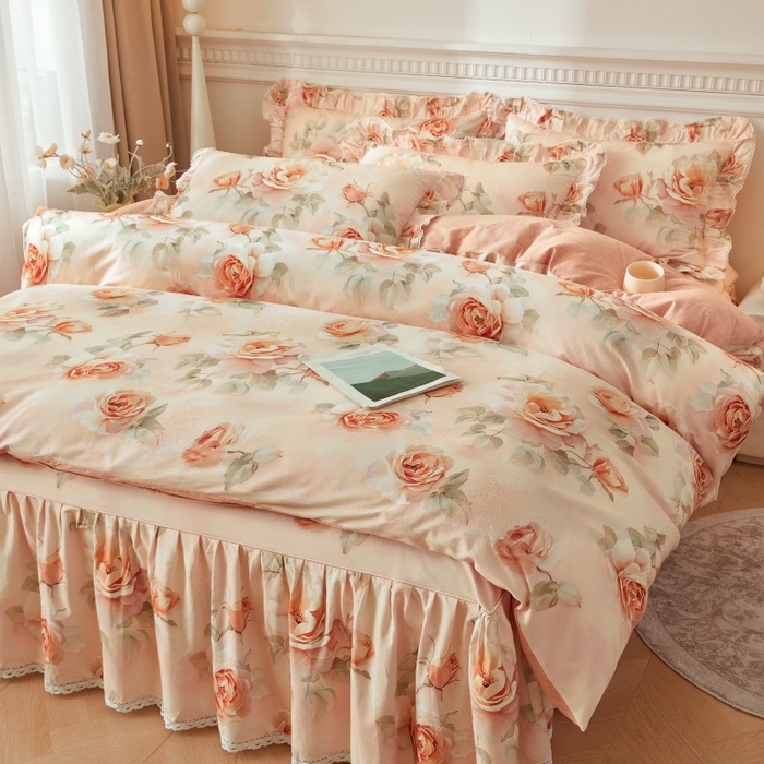 91家纺网 家纺一手货源 找家纺 缦彩 2025新款100%全棉A类数码印花床裙遮丑花边床单床罩四件套 圣托里尼-玉色