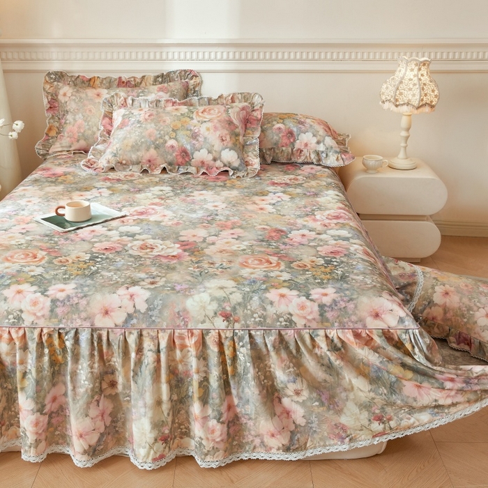 91家纺网 家纺一手货源 找家纺 缦彩 2025新款100%全棉A类数码印花床裙遮丑花边床单床罩四件套 云栖