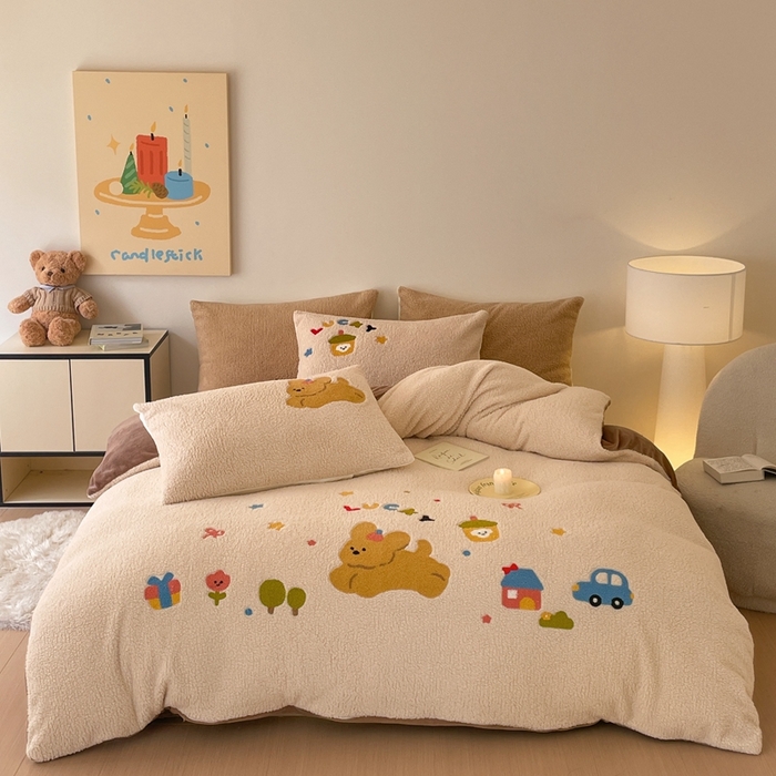 91家纺网 家纺一手货源 找家纺 川悦生活 2025新款泰迪绒毛巾绣卡通四件套 狗仔派对