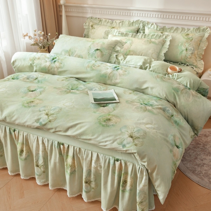 91家纺网 家纺一手货源 找家纺 缦彩 2025新款100%全棉A类数码印花床裙遮丑花边床单床罩四件套 绽蔓