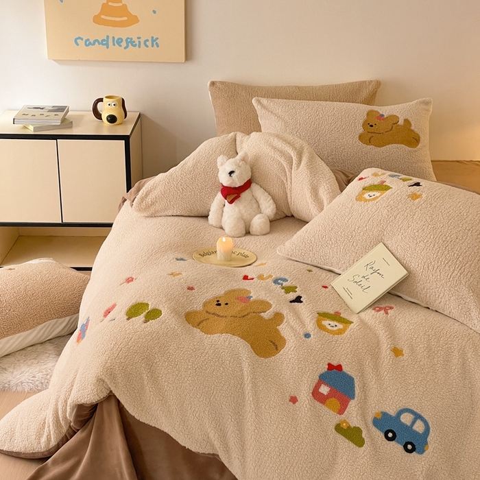 91家纺网 家纺一手货源 找家纺 川悦生活 2025新款泰迪绒毛巾绣卡通四件套 狗仔派对