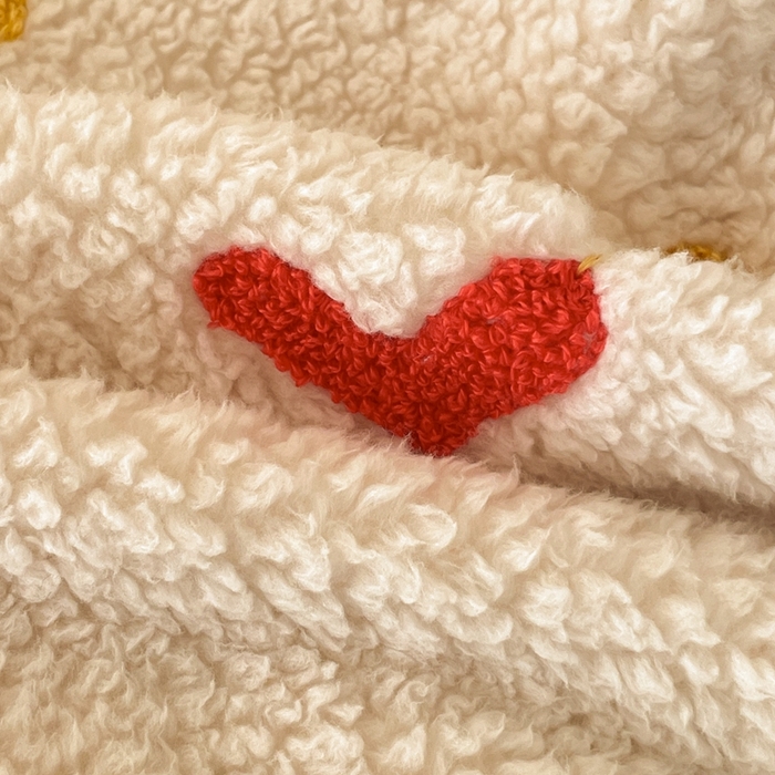 91家纺网 家纺一手货源 找家纺 川悦生活 2025新款泰迪绒毛巾绣卡通四件套 狗仔派对