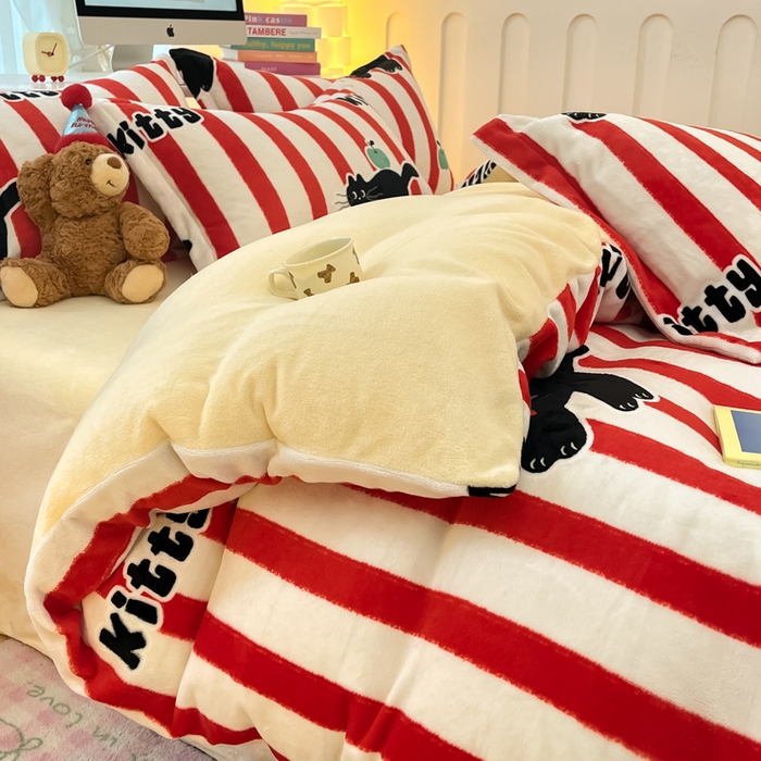 91家纺网 家纺一手货源 找家纺 眠博士 2025新款烂花牛奶绒印花牛奶绒加厚保暖简单款四件套 简单款-猫咪乐园