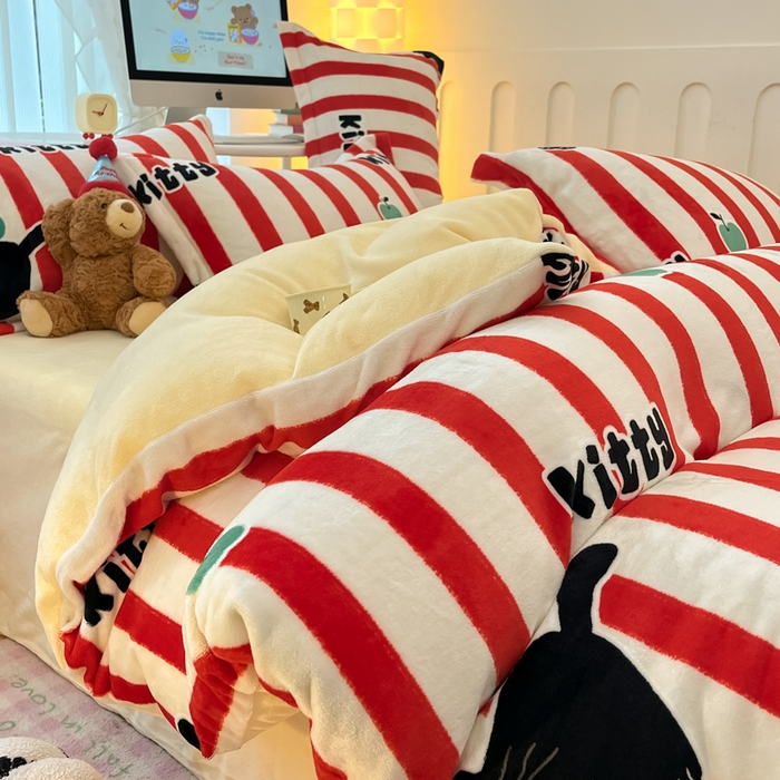 91家纺网 家纺一手货源 找家纺 眠博士 2025新款烂花牛奶绒印花牛奶绒加厚保暖简单款四件套 简单款-猫咪乐园