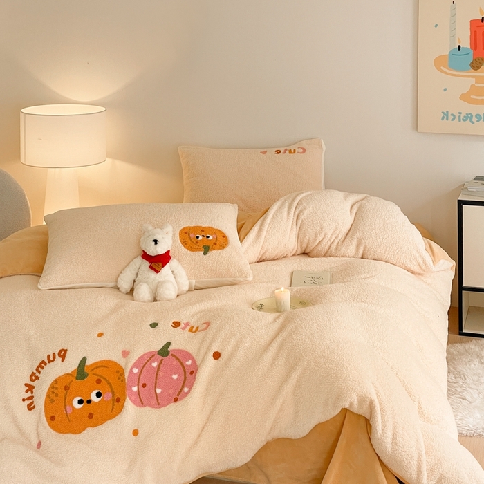 91家纺网 家纺一手货源 找家纺 川悦生活 2025新款泰迪绒毛巾绣卡通四件套 怪味南瓜