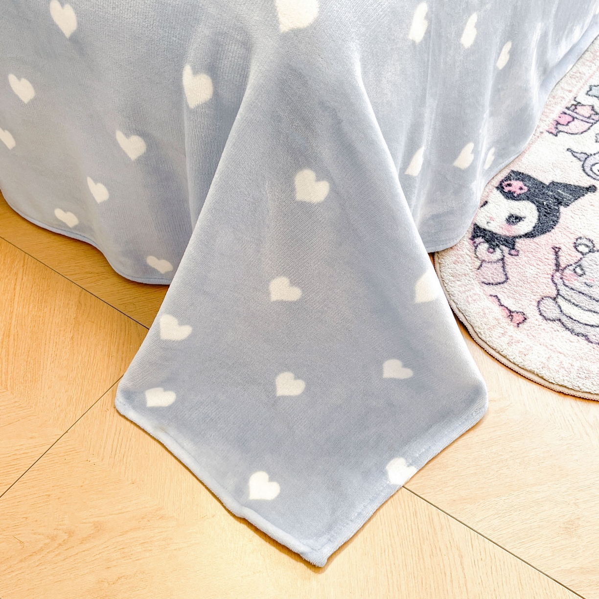 91家纺网 家纺一手货源 找家纺 暮思家居 2025新款正版授权三丽鸥大阪数码印花高克重加厚保暖牛奶绒四件套 绒大阪-伙伴玉桂狗