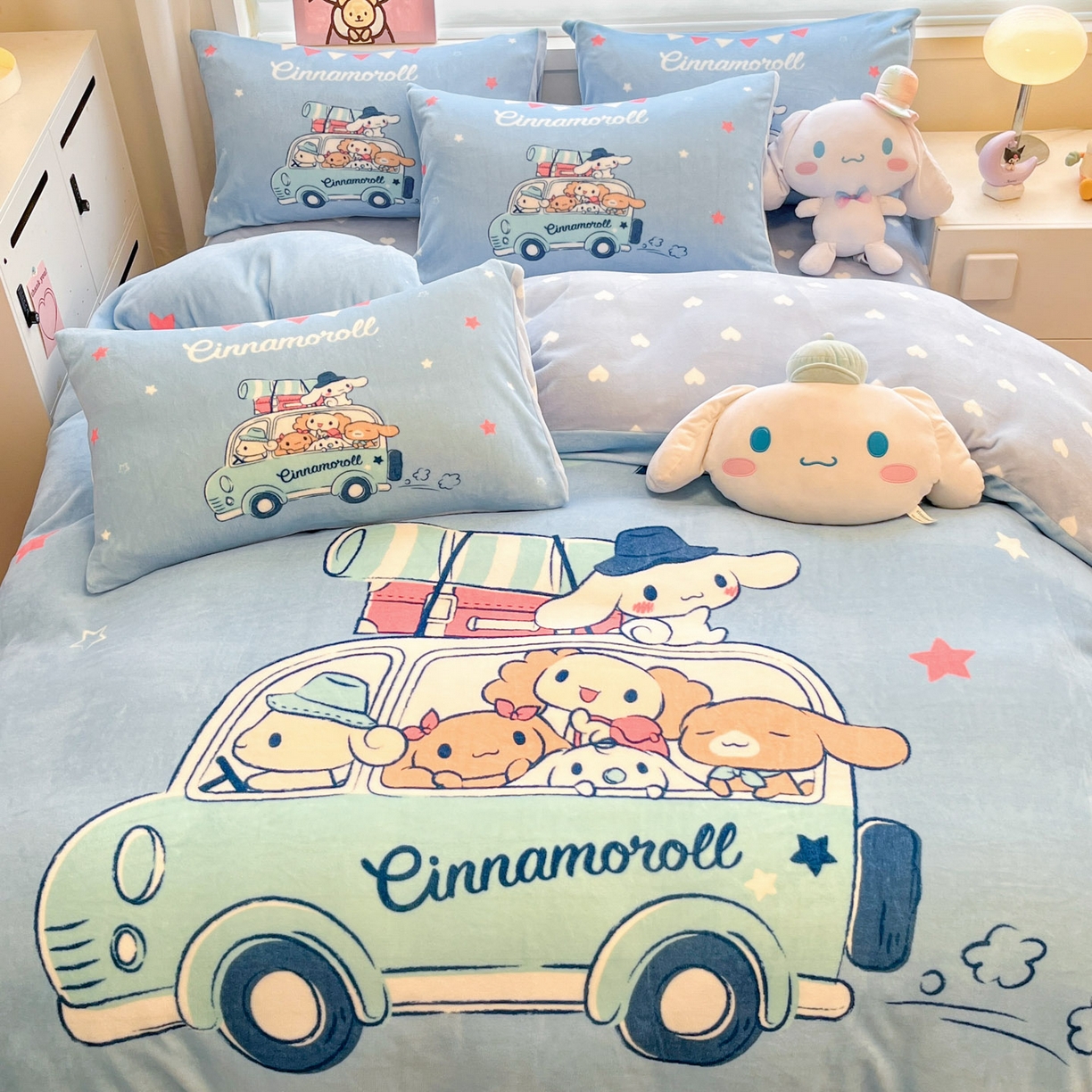 91家纺网 家纺一手货源 找家纺 暮思家居 2025新款正版授权三丽鸥大阪数码印花高克重加厚保暖牛奶绒四件套 绒大阪-伙伴玉桂狗