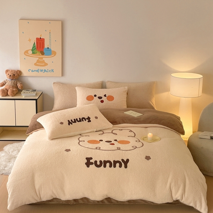 川悦生活 2025新款泰迪绒毛巾绣卡通四件套 糯小熊