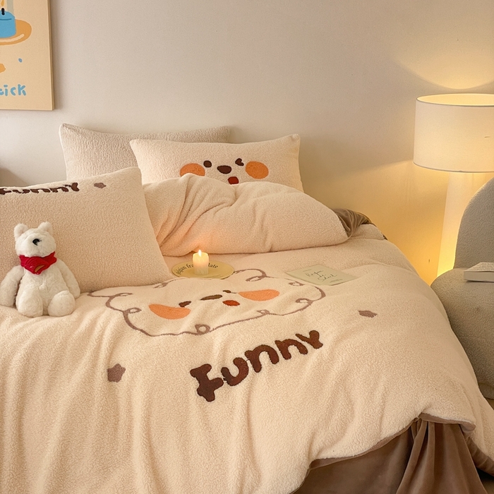 91家纺网 家纺一手货源 找家纺 川悦生活 2025新款泰迪绒毛巾绣卡通四件套 糯小熊