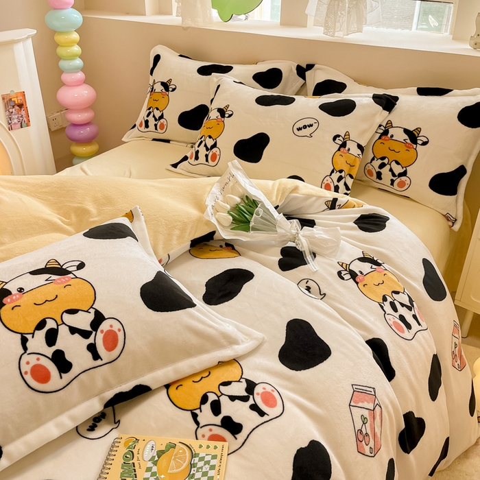 91家纺网 家纺一手货源 找家纺 眠博士 2025新款烂花牛奶绒印花牛奶绒加厚保暖简单款四件套 简单款-奶牛宝贝