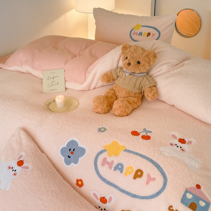 91家纺网 家纺一手货源 找家纺 川悦生活 2025新款泰迪绒毛巾绣卡通四件套 趣味萌宅