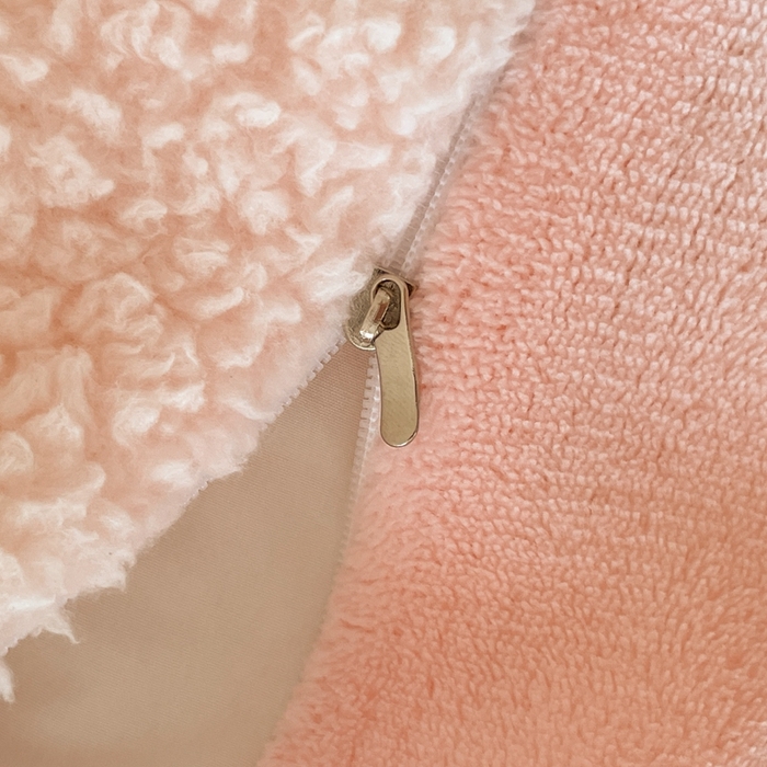 91家纺网 家纺一手货源 找家纺 川悦生活 2025新款泰迪绒毛巾绣卡通四件套 趣味萌宅