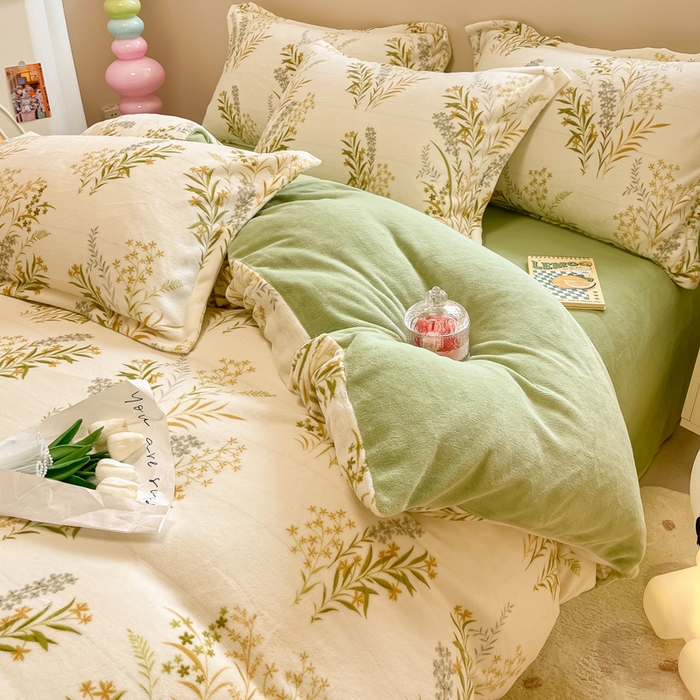 91家纺网 家纺一手货源 找家纺 眠博士 2025新款烂花牛奶绒印花牛奶绒加厚保暖简单款四件套 简单款-青叶飘逸-绿