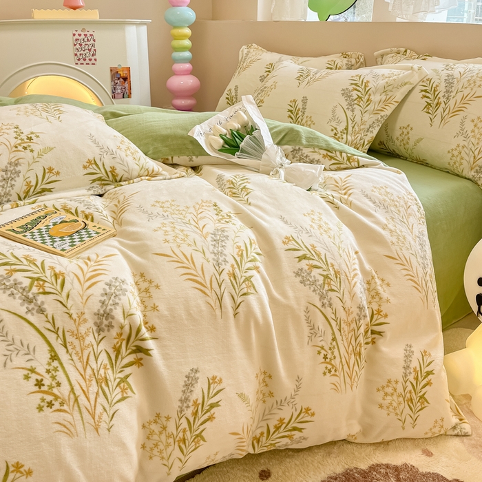 91家纺网 家纺一手货源 找家纺 眠博士 2025新款烂花牛奶绒印花牛奶绒加厚保暖简单款四件套 简单款-青叶飘逸-绿