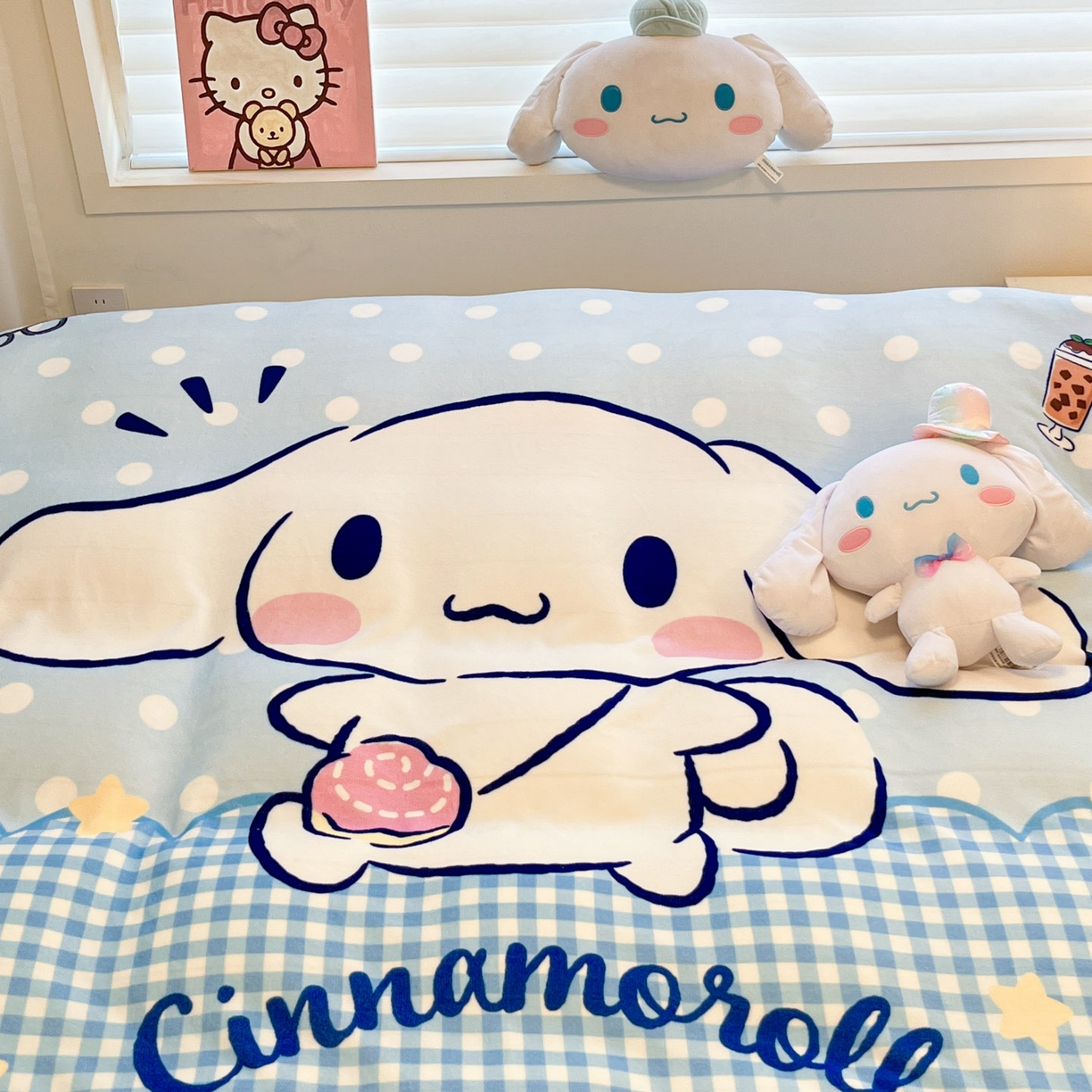 91家纺网 家纺一手货源 找家纺 暮思家居 2025新款正版授权三丽鸥大阪数码印花高克重加厚保暖牛奶绒四件套 绒大阪-快乐玉桂狗