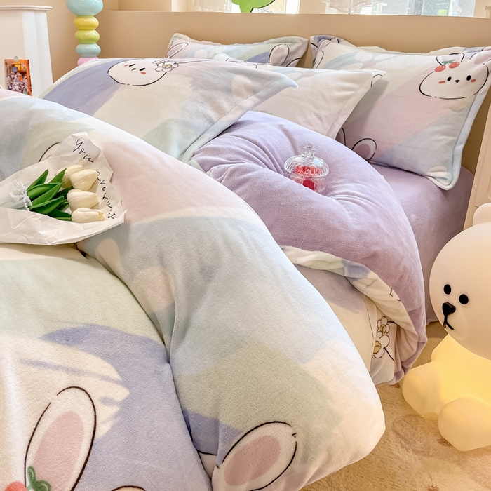 91家纺网 家纺一手货源 找家纺 眠博士 2025新款烂花牛奶绒印花牛奶绒加厚保暖简单款四件套 简单款-晴天兔