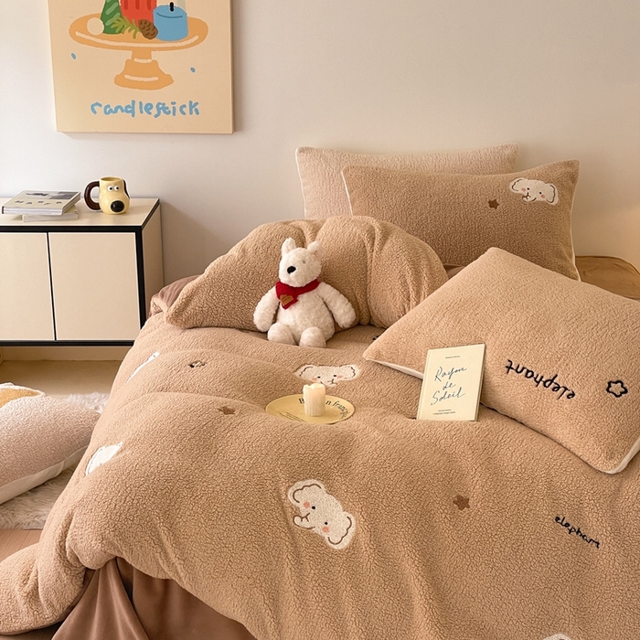 91家纺网 家纺一手货源 找家纺 川悦生活 2025新款泰迪绒毛巾绣卡通四件套 星空小象