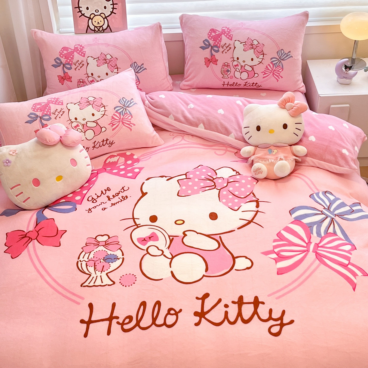 91家纺网 家纺一手货源 找家纺 暮思家居 2025新款正版授权三丽鸥大阪数码印花高克重加厚保暖牛奶绒四件套 绒大阪-美美KT