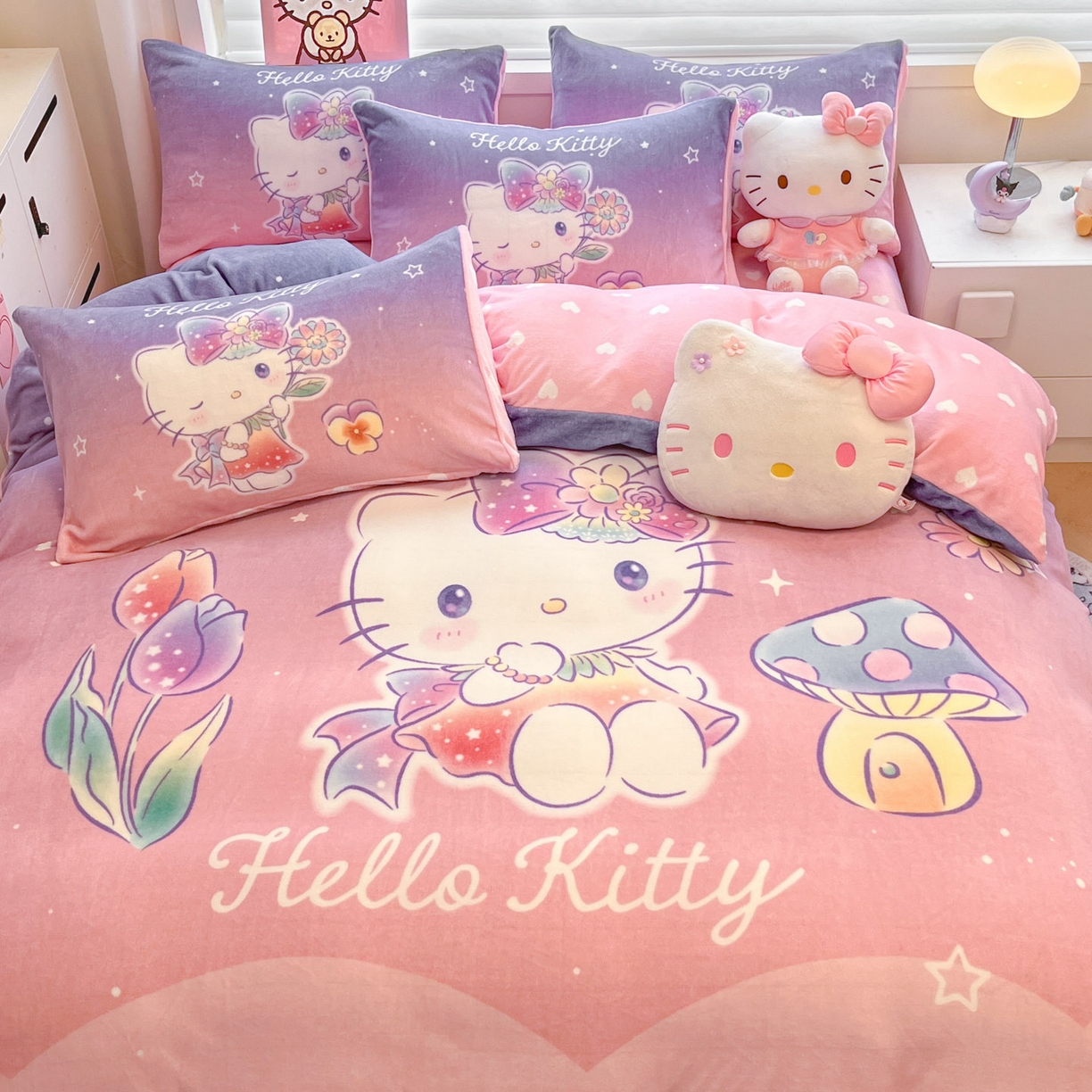 91家纺网 家纺一手货源 找家纺 暮思家居 2025新款正版授权三丽鸥大阪数码印花高克重加厚保暖牛奶绒四件套 绒大阪-梦幻KT